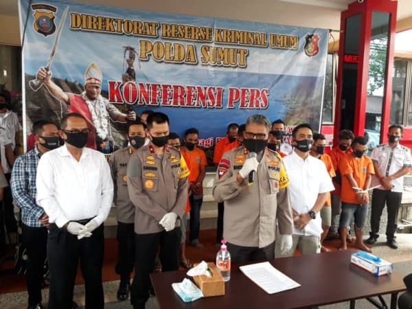 20_orang_ditetapkan_tersangka_kerusuhan_di_madina_pelaku_utama_masih_diburu