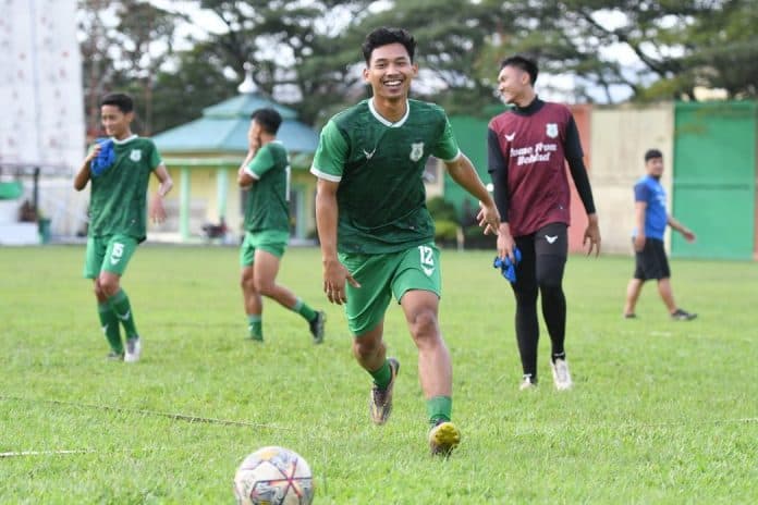 20_pemain_psms_berlatih_di_stadion_mini_pancing