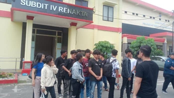 20_pmi_ilegal_yang_hendak_dikirim_ke_malaysia_diamankan_polda_sumut