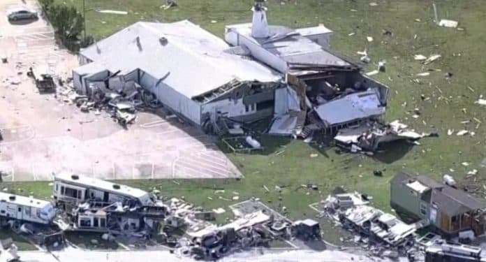 21_tewas_akibat_4_negara_bagian_as_diterjang_tornado