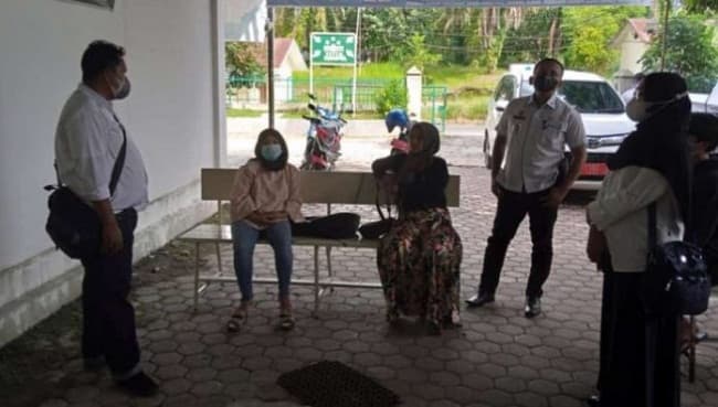 21_warga_kontak_erat_jenazah_covid_19_di_siantar_barat_jalani_swab_test