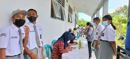 2290_masyarakat_divaksin_di_ajibata_dan_laguboti