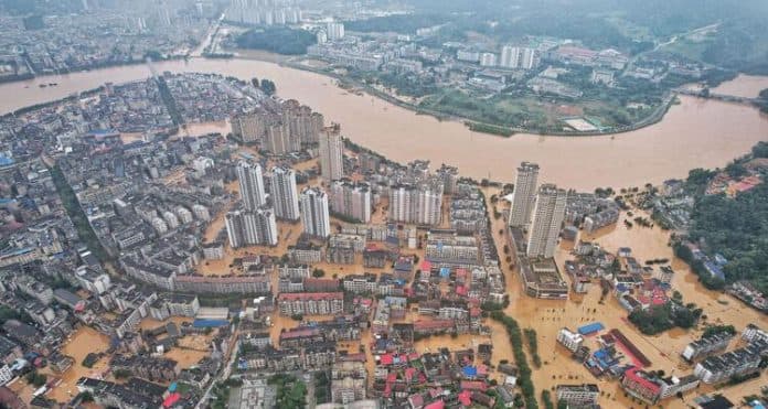 242_ribu_warga_china_dievakuasi_dampak_sungai_yangtze_meluap