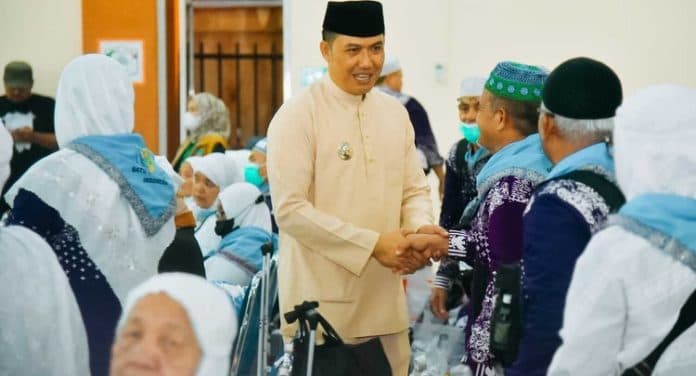 249_jamaah_haji_batu_bara_tahun_2024_kembali_dengan_selamat