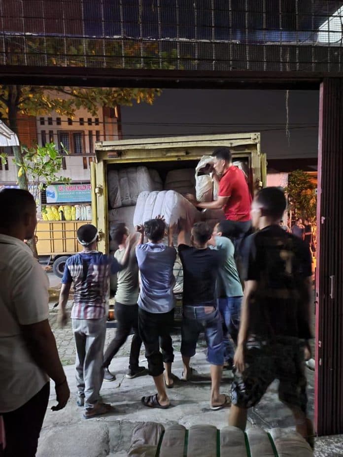 260_balpres_pakaian_bekas_ditemukan_di_medan