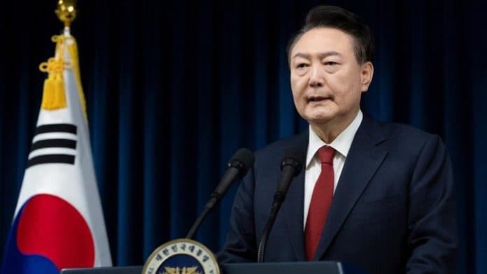 2700_polisi_dikerahkan_untuk_menangkap_presiden_korsel_yoon_suk_yeoul