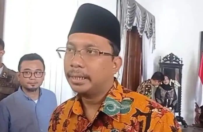 2_kali_mangkir_kpk_bisa_tangkap_bupati_sidoarjo_kapan_saja