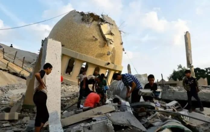 2_pekan_perang_gaza_israel_hancurkan_26_masjid