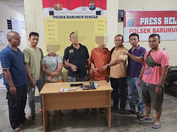 2_pria_terduga_pengedar_sabu_dan_seorang_wanita_diciduk_polisi_barteng