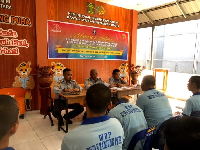 30_warga_binaan_rutan_tanjung_pura_ikuti_penyuluhan_bantuan_hukum