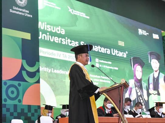 3180_mahasiswa_usu_jalani_prosesi_wisuda_rektor_ingatkan_alumni_harus_jadi_problem_solver
