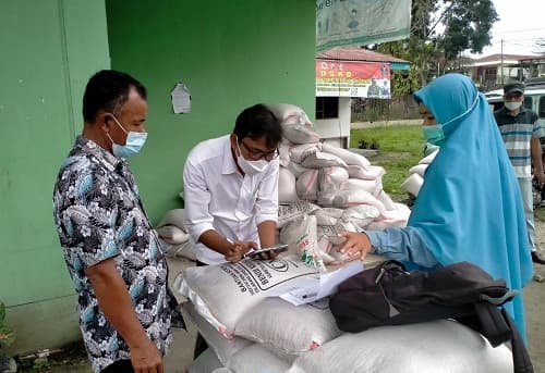 32_ton_bantuan_benih_kedelai_dipertanyakan_petani_padi_pangulu_dolok_marlawan_tolak_teken_berita_acara_serahterima