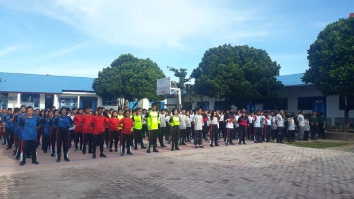 350_pelajar_sman_1_raya_ikuti_snpmb_tahun_2024