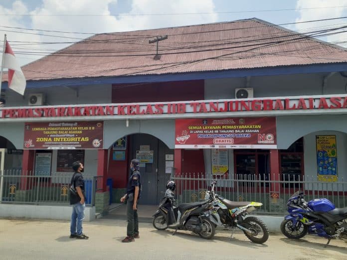36_napi_di_tanjungbalai_asahan_dapat_remisi_natal