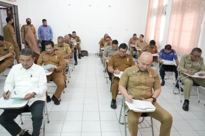 37_pimpinan_tinggi_eselon_iia_pemko_medan_ikuti_asssessment_job_fit