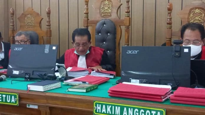 3_eksekutor_perampokan_toko_emas_simpang_limun_divonis_11_tahun