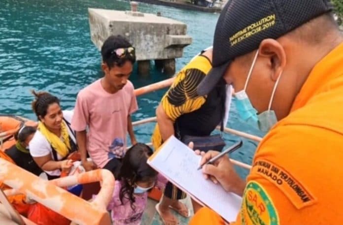 3_kapal_dikerahkan_evakuasi_korban_erupsi_gunung_ruang