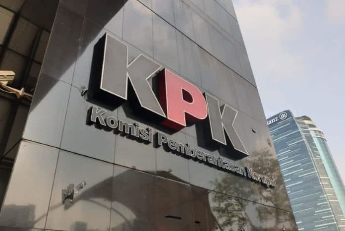 3_orang_saksi_kembali_diperiksa_polisi_terkait_dugaan_pemerasan_oleh_ketua_kpk