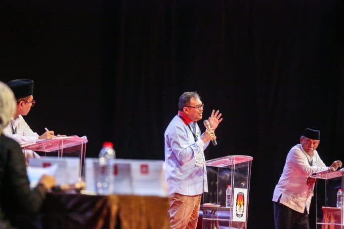 3_paslon_bupati_deli_serdang_ikut_debat_pertama