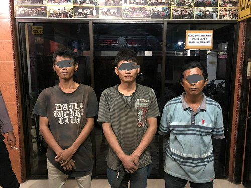 3_pencuri_pagar_besi_rumah_di_medan_ditangkap_polisi_saat_patroli