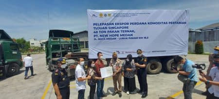 40_ton_pakan_ternak_asal_sumut_diekspor_ke_singapura