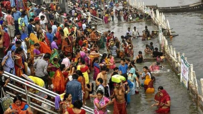43_orang_tewas_tenggelam_saat_festival_jivitputrika_di_bihar_india