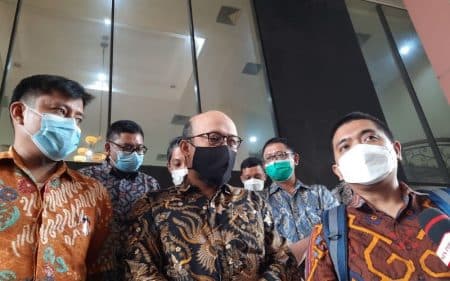 44_eks_pegawai_kpk_jalani_uji_kompetensi_di_mabes_polri