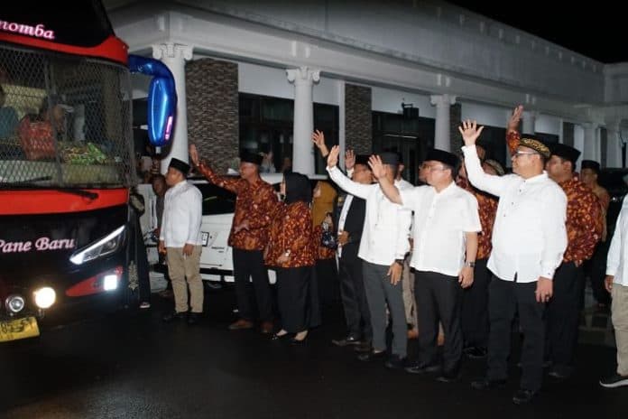 47_kafilah_labuhanbatu_dilepas_untuk_ikuti_mtq_ke_39_di_tapsel