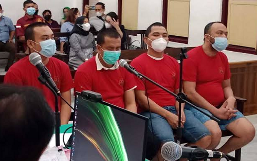 4_oknum_personel_satres_narkoba_dijebloskan_ke_rutan_tanjung_gusta