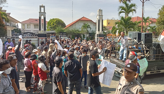 500_personel_amankan_aksi_demo_dan_paripurna_dprd_siantar