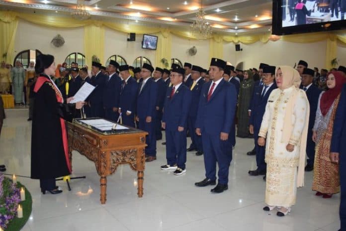 50_anggota_dprd_langkat_periode_2024_2029_resmi_dilantik