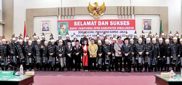 50_anggota_dprd_simalungun_dilantik_berikut_nama_namanya