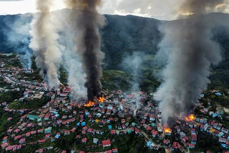 5_pejabat_tewas_akibat_ledakan_bom_di_myanmar