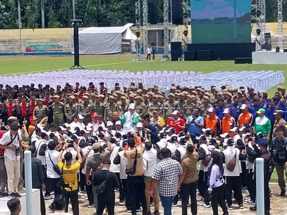6000_warga_akan_hadiri_pembukaan_pon_xxi_di_stadion_baharoeddin_siregar