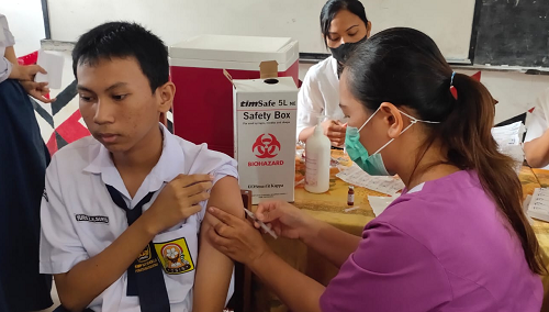 600_lebih_siswa_smpn_2_siantar_diimunisasi_campak_rubella