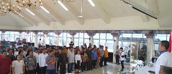 60_calon_kades_di_dairi_teken_pakta_integritas_dan_deklarasi_damai