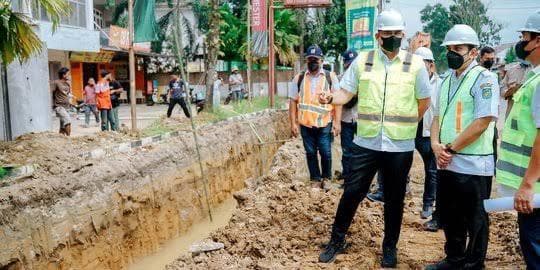 60_titik_proyek_pengerjaan_drainase_kerap_jadi_biang_kemacetan