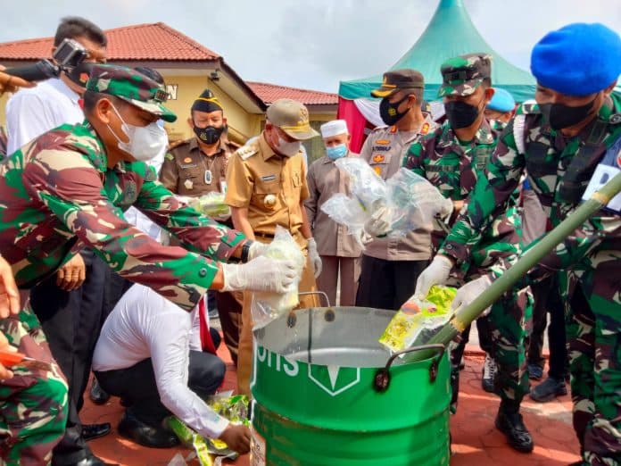 62_kg_sabu_hasil_sitaan_polres_asahan_dilarutkan_di_air_mendidih