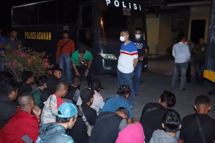 66_pmi_ilegal_diamankan_sat_polairud_polres_asahan