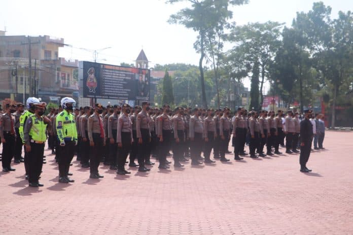 681_personel_polda_sumut_diberangkatkan_ke_lokasi_acara_w_20