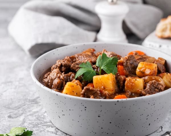 6_makanan_penyebab_asam_urat_tinggi_selama_lebaran