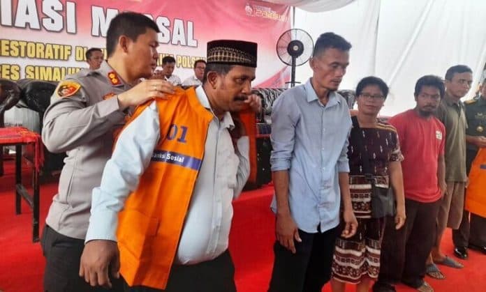 70_pelaku_pencurian_sawit_ptpn_iv_terima_restorative_justice_massal