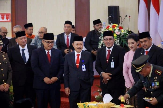 8_pesan_dan_arahan_sekda_provsu_dalam_paripurna_hut_kota_medan_ke_434