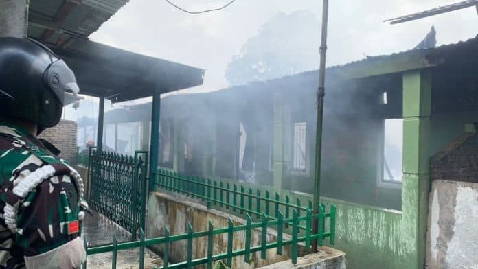 8_rumah_bekas_asrama_tni_di_medan_perjuangan_ludes_terbakar