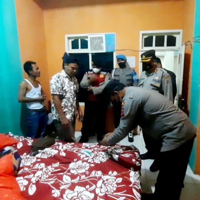 8_warga_bukan_suami_istri_terjaring_razia_dari_sejumlah_hotel_di_padangsidimpuan