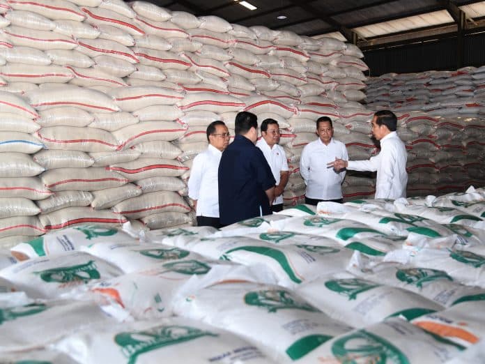 926_ribu_kpm_di_sumut_akan_terima_beras_bantuan_pemerintah