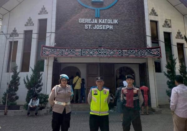 94_personel_polres_tebing_tinggi_amankan_perayaan_kenaikan_yesus_kristus