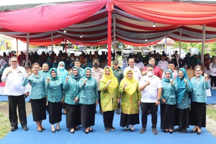 9927_persen_wanita_usia_subur_di_medan_area_sudah_iva_test_deteksi_dini_kanker_serviks