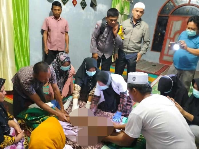 abang_beradik_yang_hanyut_di_sungai_barumun_ditemukan_meninggal_dunia