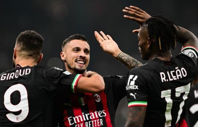 ac_milan_melaju_ke_16_besar_setelah_hajar_rb_slazburg_4_0